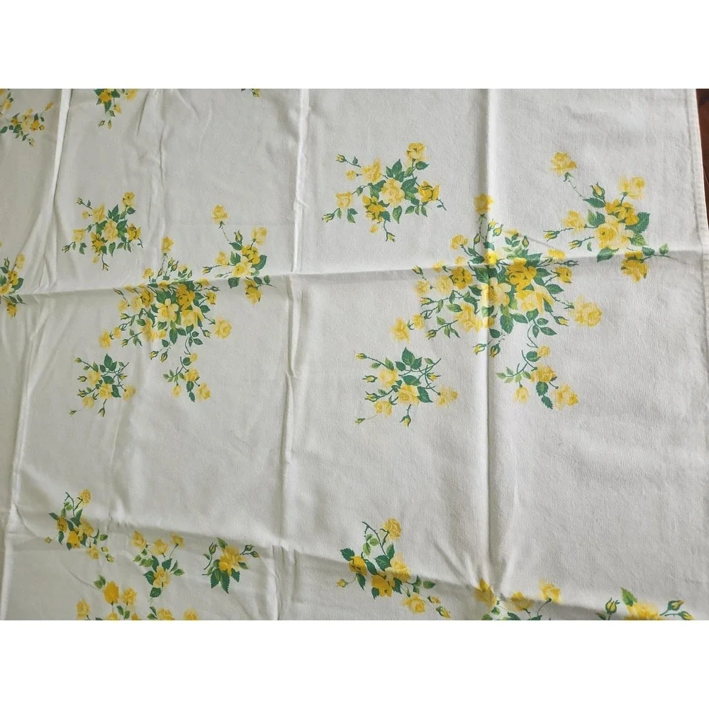 Vtg 50s Wilendur Printed Cotton Tablecloth Yellow Roses 66